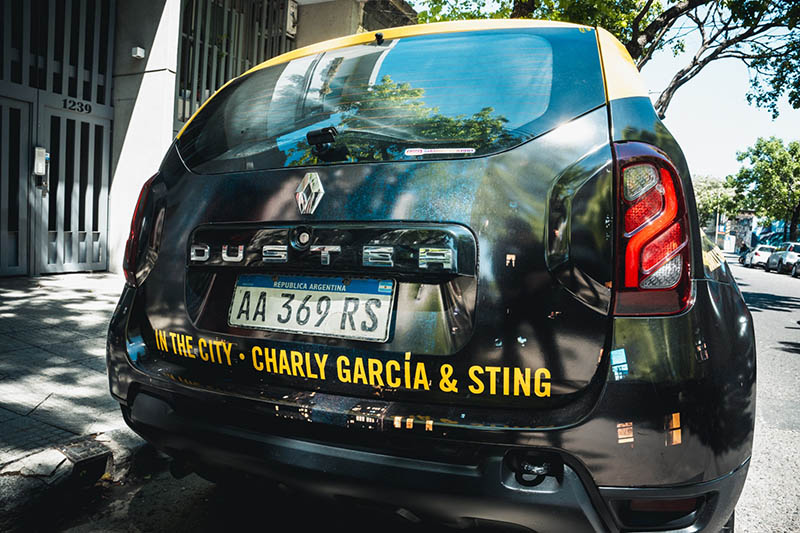 Crónica de una inesperada escucha del nuevo single de Charly García + Sting: In The City 2