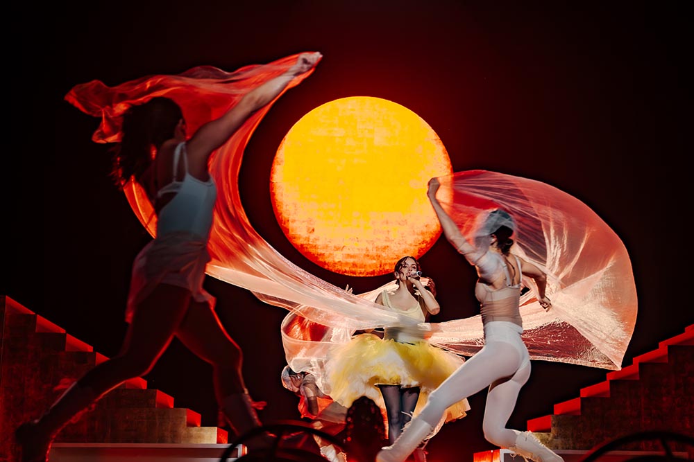 Rosalía Lux Tour en Movistar Arena, un show inclasificable 4